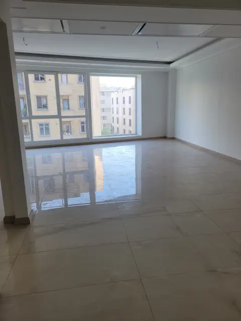 آزادگان ۱۴۰ متر سه خواب نوساز